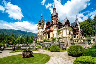 Recorregut en autobús pels 3 castells: Castells de Peleș, "Dimecres" i Dràcula