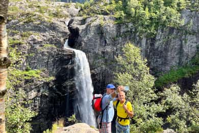 Stavanger: Månafossen Waterfall Hike with Traditional Meal