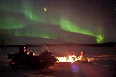 Överkalix: Snowmobile Night Tour with Northern Lights