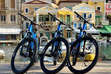 Symi: Selvstyrt el-sykkeltur til Panormitis-Marathouda