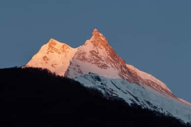 Manaslu Circuit Trek- Guide Service