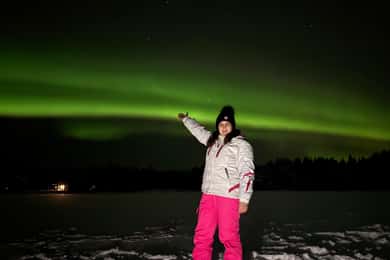 Vanuit Rovaniemi: Avondtour op zoek naar het noorderlicht met BBQ