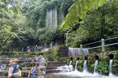 Lombok: Waterfall Benang Kelambu & River Rafting Trip