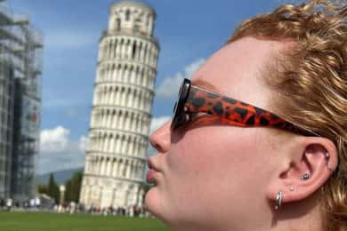 From Florence: Pisa, Vinci and Tuscany with wine tasting