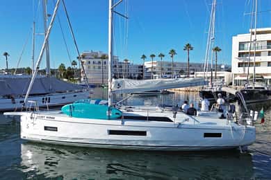 Лагуш: Beneteau Oceanis 40.1 Частный парусный круиз