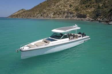 St Maarten: Private Full-Day Cruise with Snorkeling