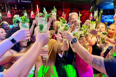 Salsaparty i Miami: Lektioner, mojitos, aptitretare och livemusik