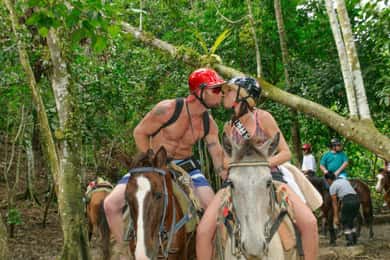 Punta Cana: Samaná, Cayo Levantado (Bacardi) & Limon Falls