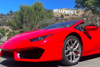 Tour de 50 minutos por el letrero de Hollywood en Lamborghini (conduce o que te conduzcan)