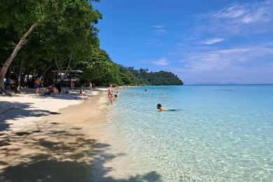 Koh Lanta: Koh Rok and Koh Haa Snorkeling Adventure