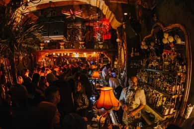 Athens Ultimate Bar Crawl