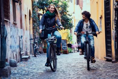 Recorrido en E-Bike por Roma: Tesoros ocultos y comida