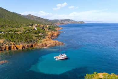 Saint-Raphaël : La Matinée Détente en Mer en Maxi Catamaran - Estérel