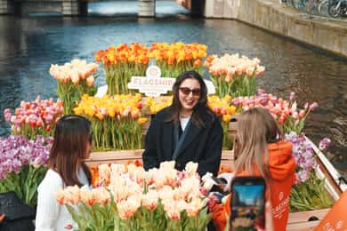 Amsterdam: Premium Rondvaart met Tulpenboot