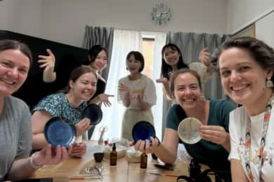 Tokio: Workshop Kintsugi, kde se naučíte umění zlatého truhlářství