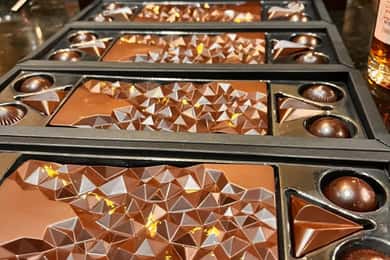 Uzzano: Chocolate Factory Guided Tour with Tasting