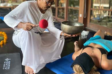 Bali: Chakra's klankheiligdom | Klankhealing ADDA YOGA