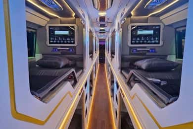 Hanoi: Transfer to or from Sa Pa Town in a VIP Sleeper Bus