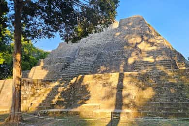 Yaxha al tramonto con trasporto, guida e ingresso