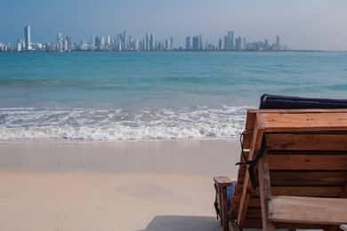 Cartagena: BEACH DAY ON TIERRA BOMBA ISLAND PUNTARENA