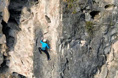 Da Guilin: tour di arrampicata su roccia e river tracing a Yangshuo