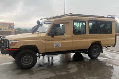 From Nairobi: 3-Day Private Safari with Maasai Village Visit