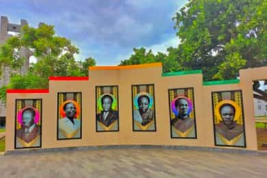 Accra: City Highlights Half-day Guided Tour with Transfers