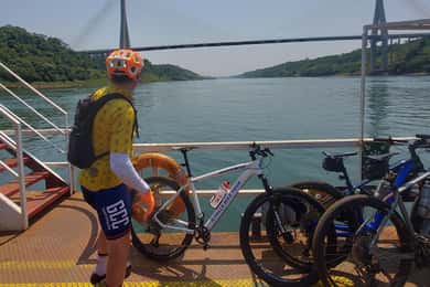 Passeio de bicicleta por 3 países em um dia (dia inteiro)