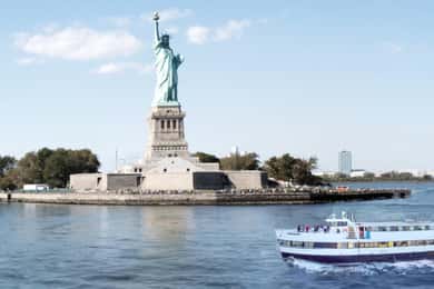 NYC: Liberty Cruise in de haven van New York met live gids