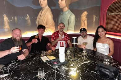 ⭐ Makati Bar Hopping och Pub Crawl Tour med Venus ⭐