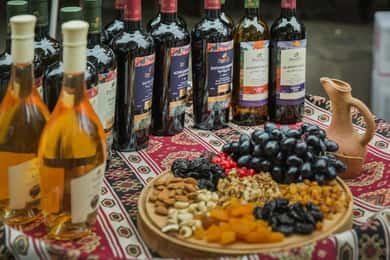 Wine Tour in Kakheti: Sighnaghi, Bodbe Monastery, Telavi