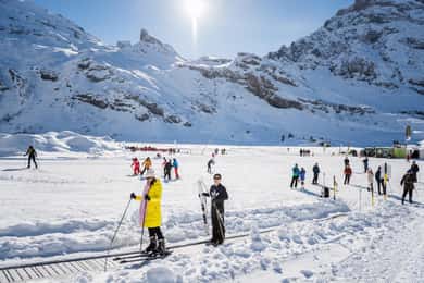 Zürich: Titlis nybörjare skidåkning dag snöupplevelse & Lucerne