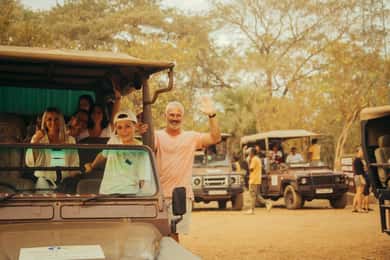 Da Zanzibar: Safari VIP di 3 giorni a Selous, Safari in barca sul Rufiji