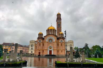 Discover Banja Luka: Guided Walking Tour