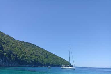 Krydstogt i Syvota og Den Blå Lagune med grill og strandstop