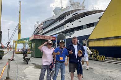 Port de Chan May/Port de Tien Sa vers le pont d'or et les collines de Ba Na