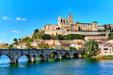Béziers: Express Walk with a Local