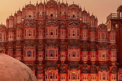 Rajasthan tours: Luxury and private tour by car with guide.