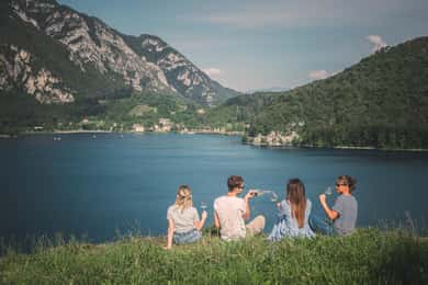 Lake Ledro: wine Pic Nic with stunning Lake View