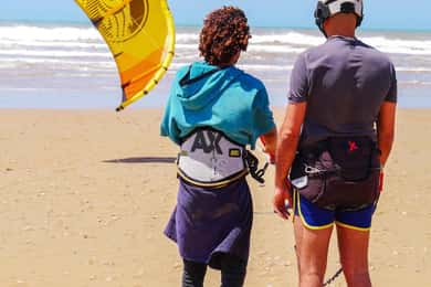 Surfea con el viento: clase semiprivada de kitesurf en Sidi Kaouki