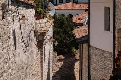 貝拉特,阿爾巴尼亞:城堡與城市導覽之旅,含咖啡休息時間