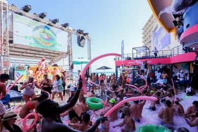 Festa de praia Premium Coco Bongo