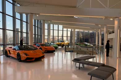 Ferrari Museum, Lamborghini Pagani Museer & Fabrik+Lunch