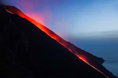 Tropea: tour in barca di Lipari, Panarea e Stromboli in notturna