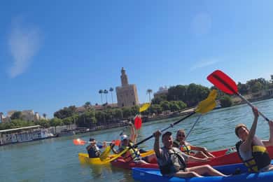 Paseo en kayak por la Sevilla histórica, Triana y Cartuja