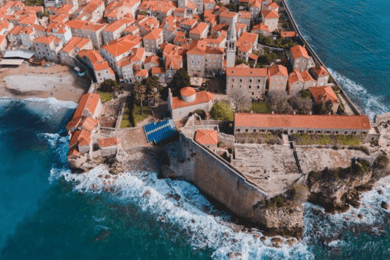 From Tirana: Budva and Kotor Day Trip with Hotel Pickup