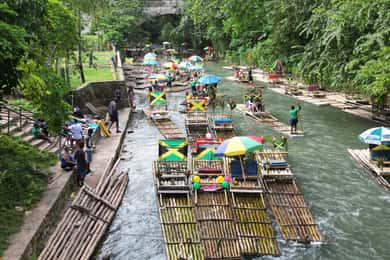Montegobay: Passeio de rafting com massagem calcária