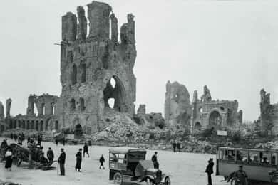 Vanuit Brugge: Flanders Fields Herdenking Dagtrip