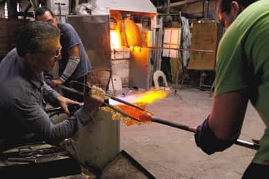 Glass Blowing Demonstration and Artistic Glass Gift