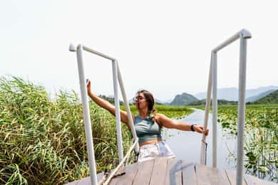 Von Virpazar aus: Besuche Karuč, die versteckte Perle des Skadar-Sees